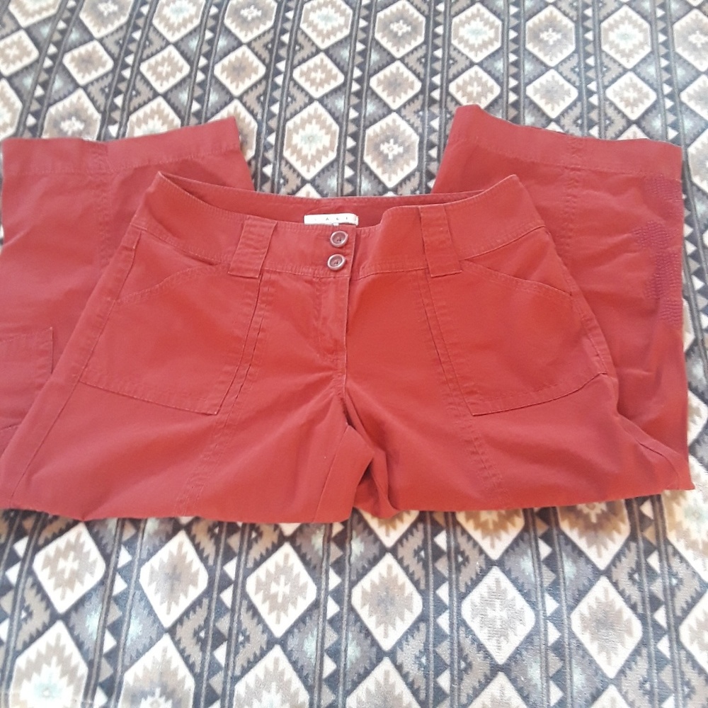 Cabi Red Embroidered Capri Cargo Pants